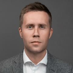 Максим Пашоликов