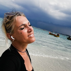 Виктория Дикарева