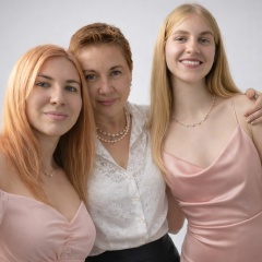 Александра Панина Агниджвала Гири, 32 года