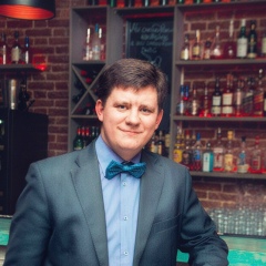 Михаил Зверев