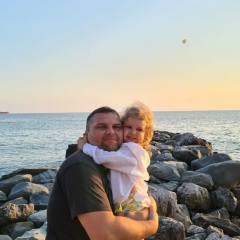 Евгений Хмелёв