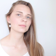 Лена Булахова