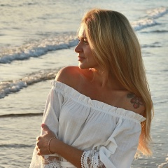 Саша Волобуева