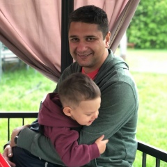 Юрий Калоев