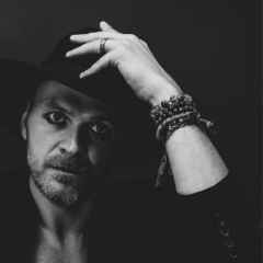 Макс Сафронов, 37 лет