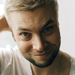 Денис Казин, 38 лет