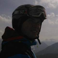 Юра Желнов, 39 лет