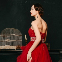 Юля Ватулина