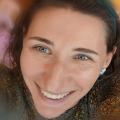 Евгения Слав