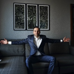 Роман Мирошников, 42 года