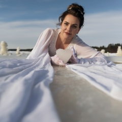 Анна Конофалова