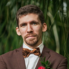 Саша Македонский, 37 лет