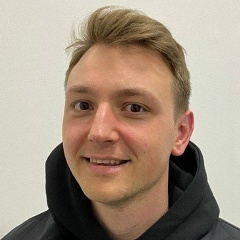 Антон Волков, 36 лет