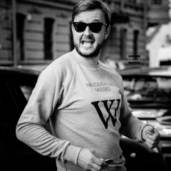 Ллирик Вецвобмат, 44 года