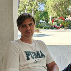 Павел Комлев