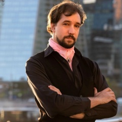 Александр Самарцев