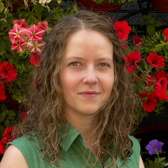 Елена Лаврова